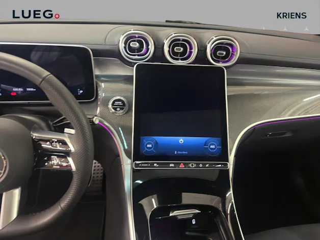 MERCEDES-BENZ GLC 300 4M - AMG / 360 Grad Kamera / Panorama-Dach / AHK