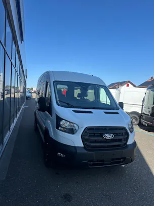 FORD Transit combi 350 L2 2.0 EcoBl Trend/130CV/Aut/FWD