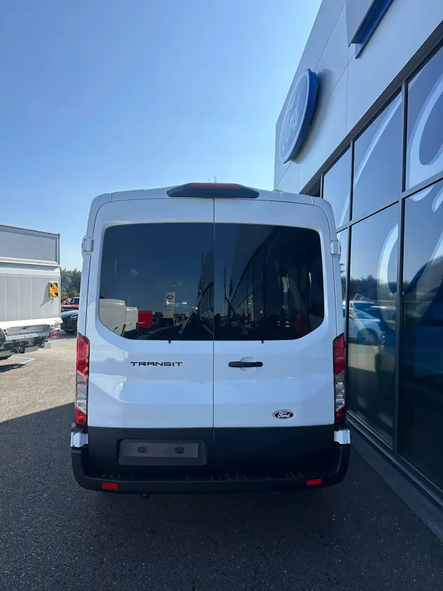FORD Transit combi 350 L2 2.0 EcoBl Trend/130CV/Aut/FWD