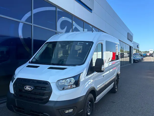 FORD Transit combi 350 L2 2.0 EcoBl Trend/130CV/Aut/FWD
