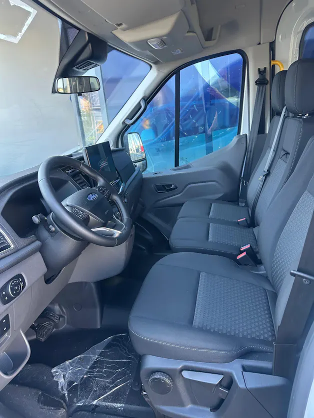 FORD Transit combi 350 L2 2.0 EcoBl Trend/130CV/Aut/FWD