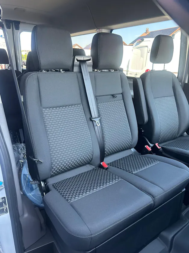FORD Transit combi 350 L2 2.0 EcoBl Trend/130CV/Aut/FWD