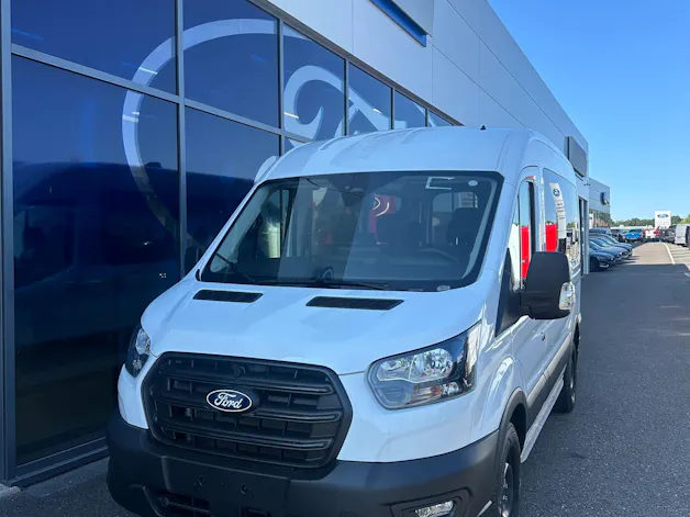 FORD Transit combi 350 L2 2.0 EcoBl Trend/130CV/Aut/FWD