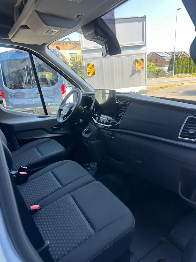 FORD Transit combi 350 L2 2.0 EcoBl Trend/130CV/Aut/FWD