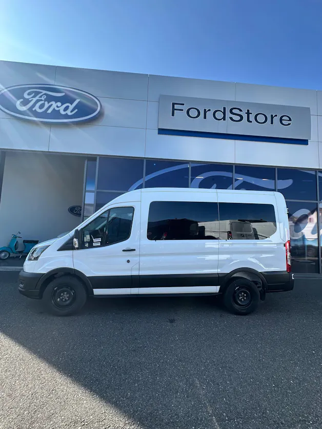 FORD Transit combi 350 L2 2.0 EcoBl Trend/130CV/Aut/FWD