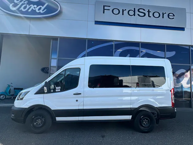 FORD Transit combi 350 L2 2.0 EcoBl Trend/130CV/Aut/FWD