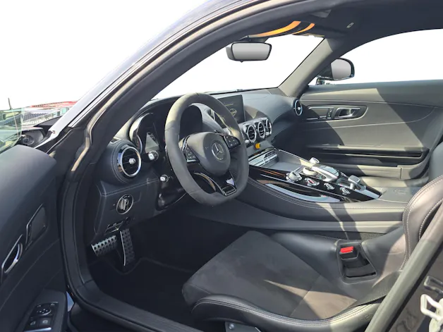 MERCEDES-BENZ AMG GT R Speedshift DCT