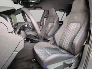 VW Golf Variant 1.5 eTSI mHEV R-Line DSG
