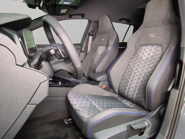 VW Golf Variant 1.5 eTSI mHEV R-Line DSG
