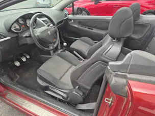 Peugeot 207 CC 1.6 16V Sport