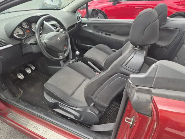Peugeot 207 CC 1.6 16V Sport