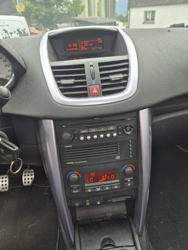Peugeot 207 CC 1.6 16V Sport