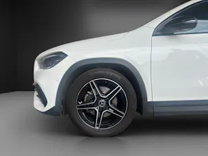 Mercedes-Benz GLA 200 AMG Line