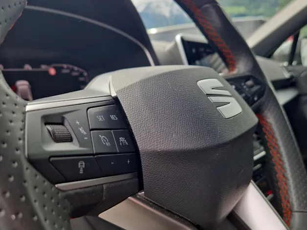 SEAT Tarraco 2.0TSI 4Drive Hola FR DSG