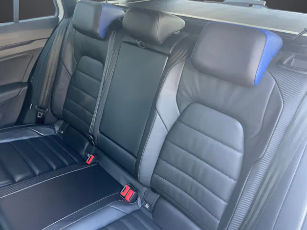VW Golf VIII Variant 2.0 TSI R DSG 4motion