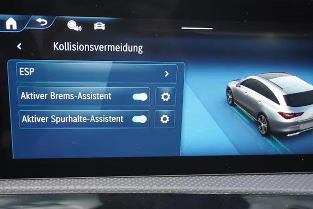 Mercedes-Benz CLA Shooting Brake 200 7G-DCT