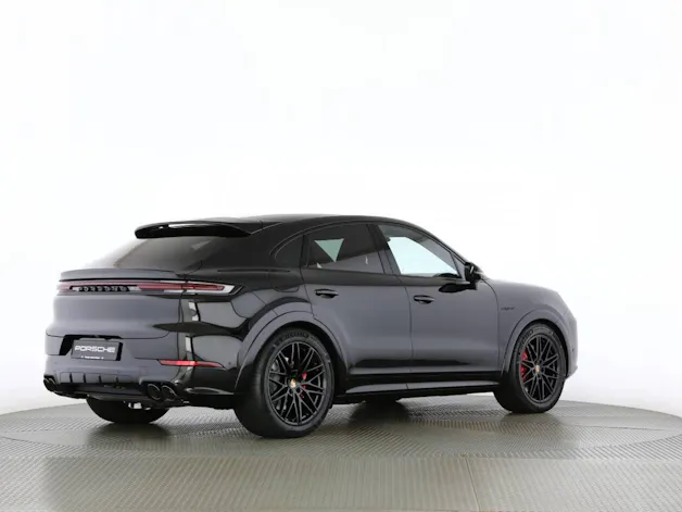 PORSCHE Cayenne S E-Hybrid Coupé Black Edition
