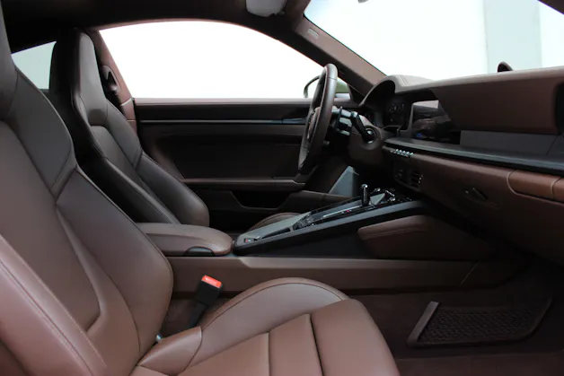 Porsche 911 Carrera 4 GTS PTS Lackierung *NATOOLIV*