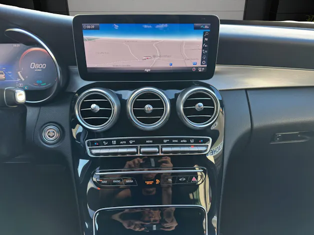 Mercedes-Benz C 200 Swiss Star AMG L.4M