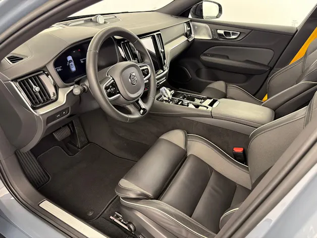 Volvo V60 T8 eAWD Plug in Hybrid Polestar Geartronic