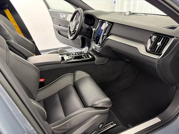 Volvo V60 T8 eAWD Plug in Hybrid Polestar Geartronic