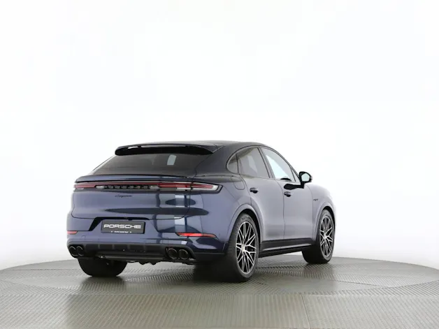 Porsche Cayenne E-Hybrid Coupé Black Edition