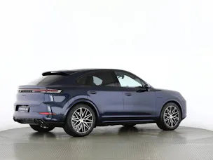 Porsche Cayenne E-Hybrid Coupé Black Edition