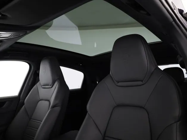Porsche Cayenne E-Hybrid Coupé Black Edition