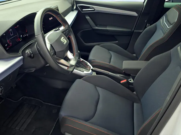 SEAT Arona 1.5 Eco TSI FR DSG