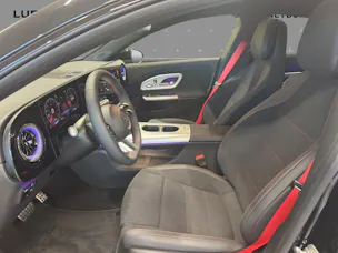 Mercedes-Benz CLA 200 8G-DCT 4Matic