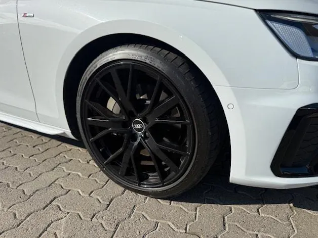 Audi A4 Avant 45 TFSI S line S-tronic quattro