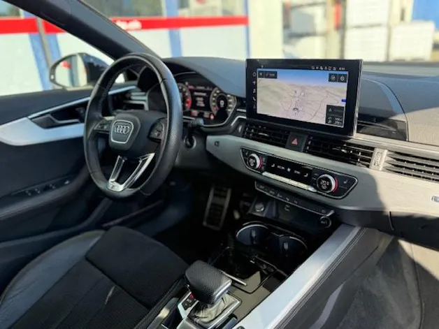 Audi A4 Avant 45 TFSI S line S-tronic quattro