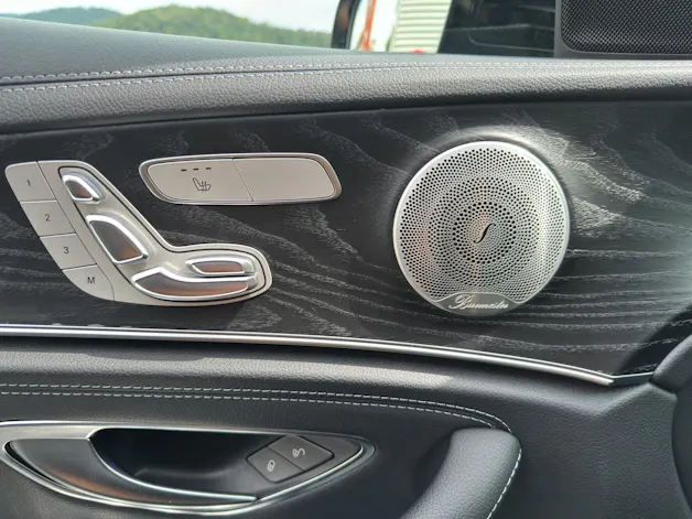 Mercedes-Benz E 300 de T 4M AMG Line
