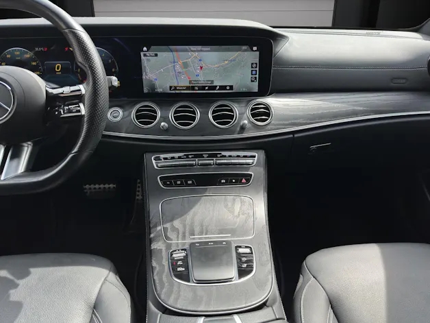 Mercedes-Benz E 300 de T 4M AMG Line