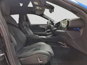 Ferrari Purosangue 6.5 V12