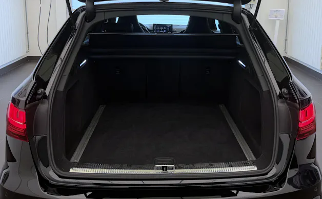 Audi A4 Avant 40 TDI S line Attraction quattro S-tronic