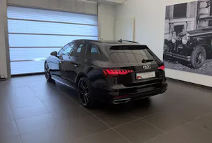 Audi A4 Avant 40 TDI S line Attraction quattro S-tronic