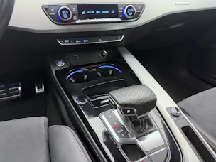Audi A4 Avant 40 TDI S line Attraction quattro S-tronic