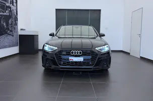 Audi A4 Avant 40 TDI S line Attraction quattro S-tronic