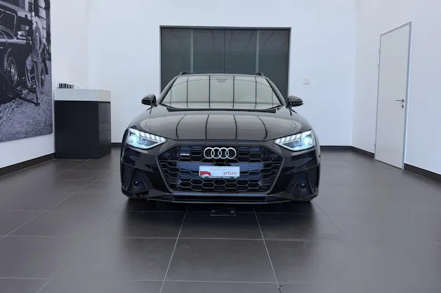 Audi A4 Avant 40 TDI S line Attraction quattro S-tronic