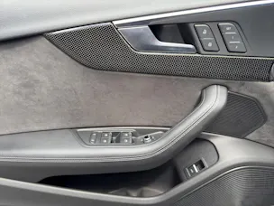 Audi S4 Avant 3.0 TFSI quattro tiptronic