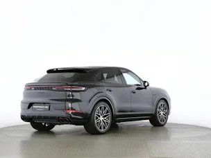 Porsche Cayenne E-Hybrid Coupé Black Edition