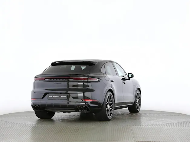 Porsche Cayenne E-Hybrid Coupé Black Edition
