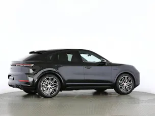 Porsche Cayenne E-Hybrid Coupé Black Edition