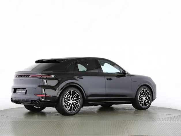 Porsche Cayenne E-Hybrid Coupé Black Edition
