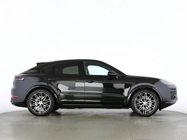 Porsche Cayenne E-Hybrid Coupé Black Edition