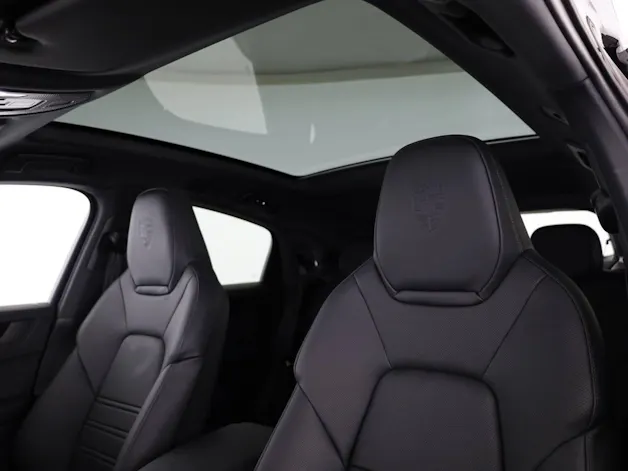 Porsche Cayenne E-Hybrid Coupé Black Edition