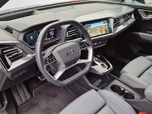 Audi Q4 e-tron 50 quattro Edition One