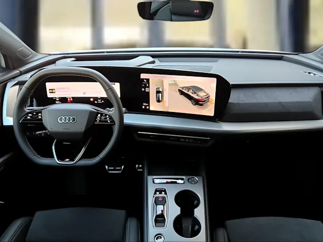 Audi Q4 Sportback e-tron quattro performance Edition Swiss Ski Gletscherweiss Metallic