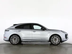 Porsche Cayenne S E-Hybrid Coupé Black Edition